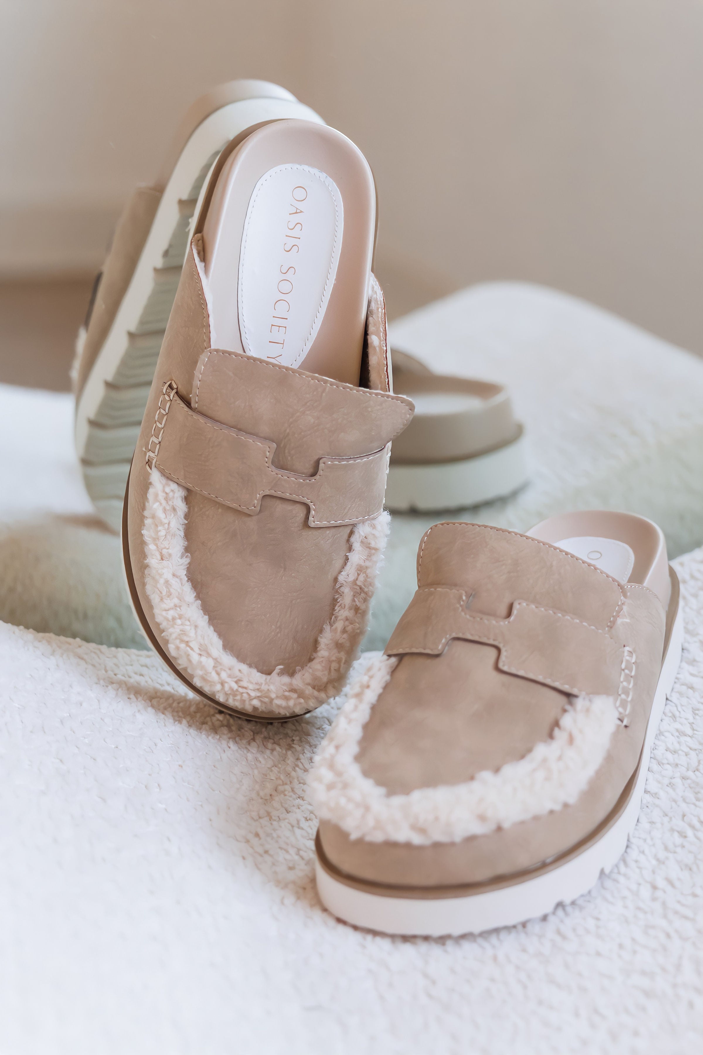 The Avalon Cozy Loafer Mule-Khaki