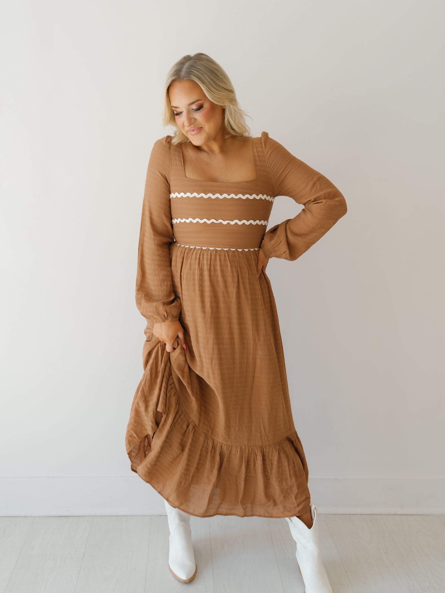 Wynn Dress - Mocha