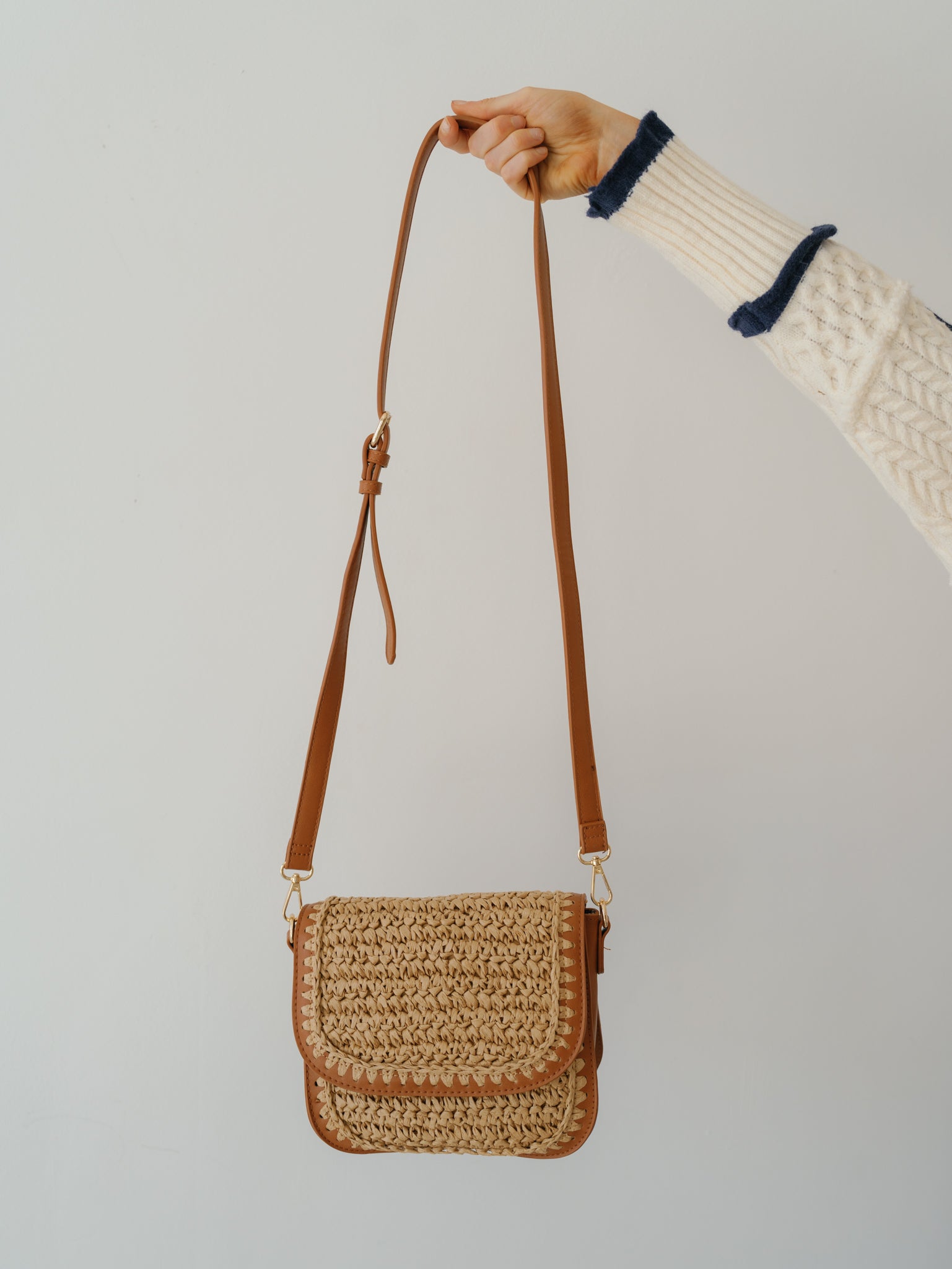 Modish Crossbody