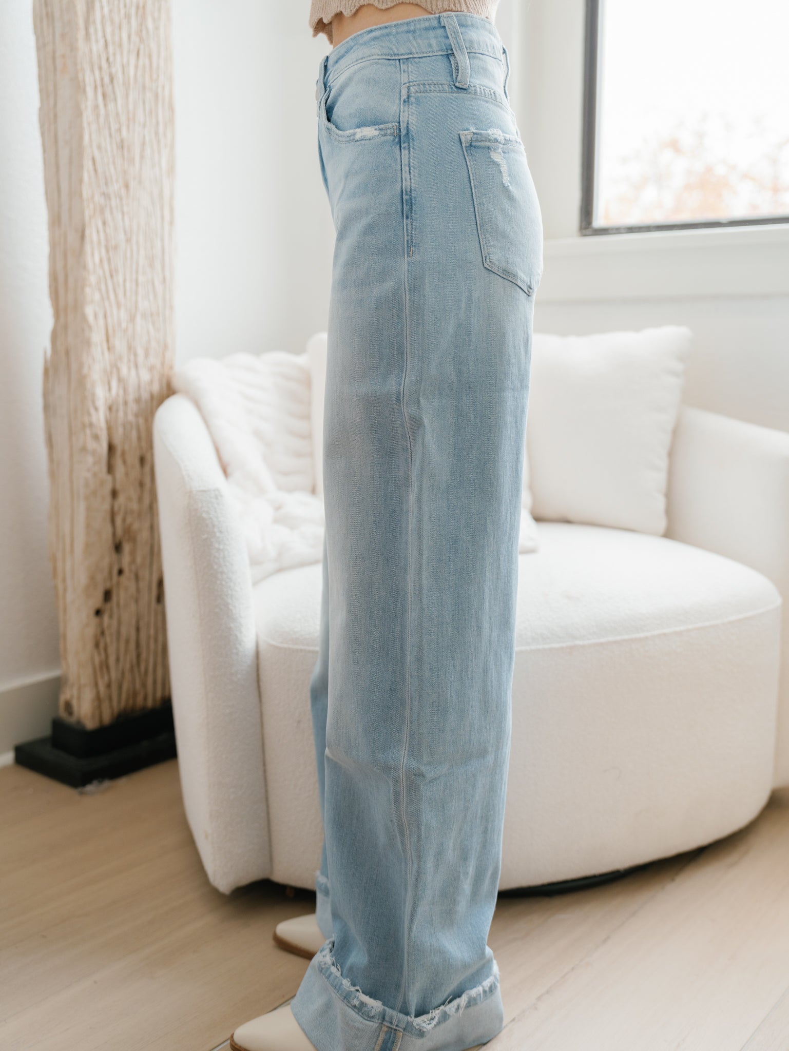 Case Super High Rise Baggy Wide Jeans