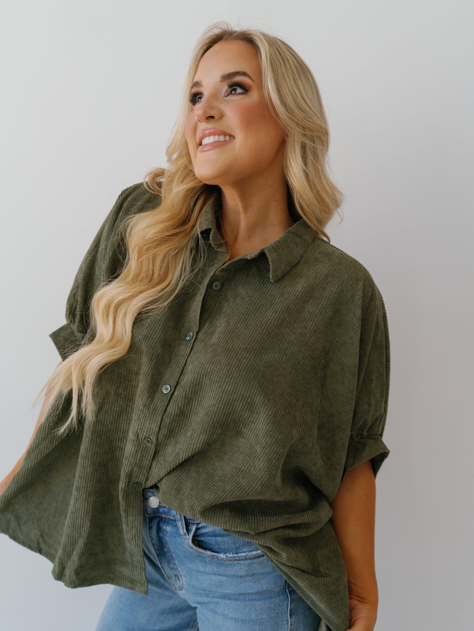 Raelynn Corduroy Top - Olive