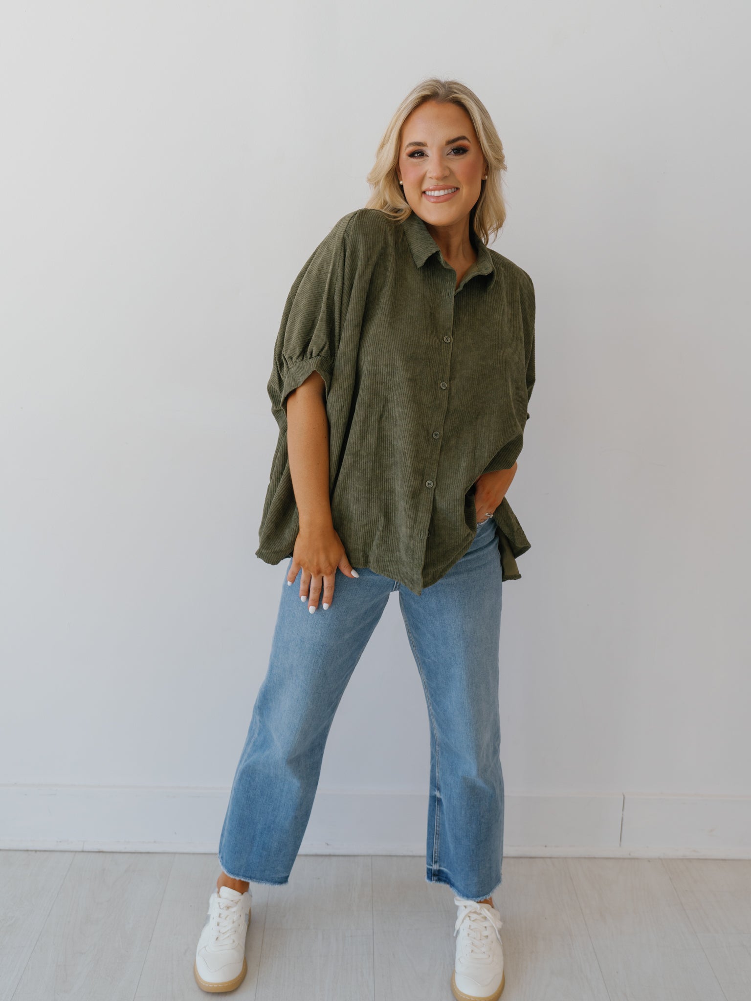 Raelynn Corduroy Top - Olive