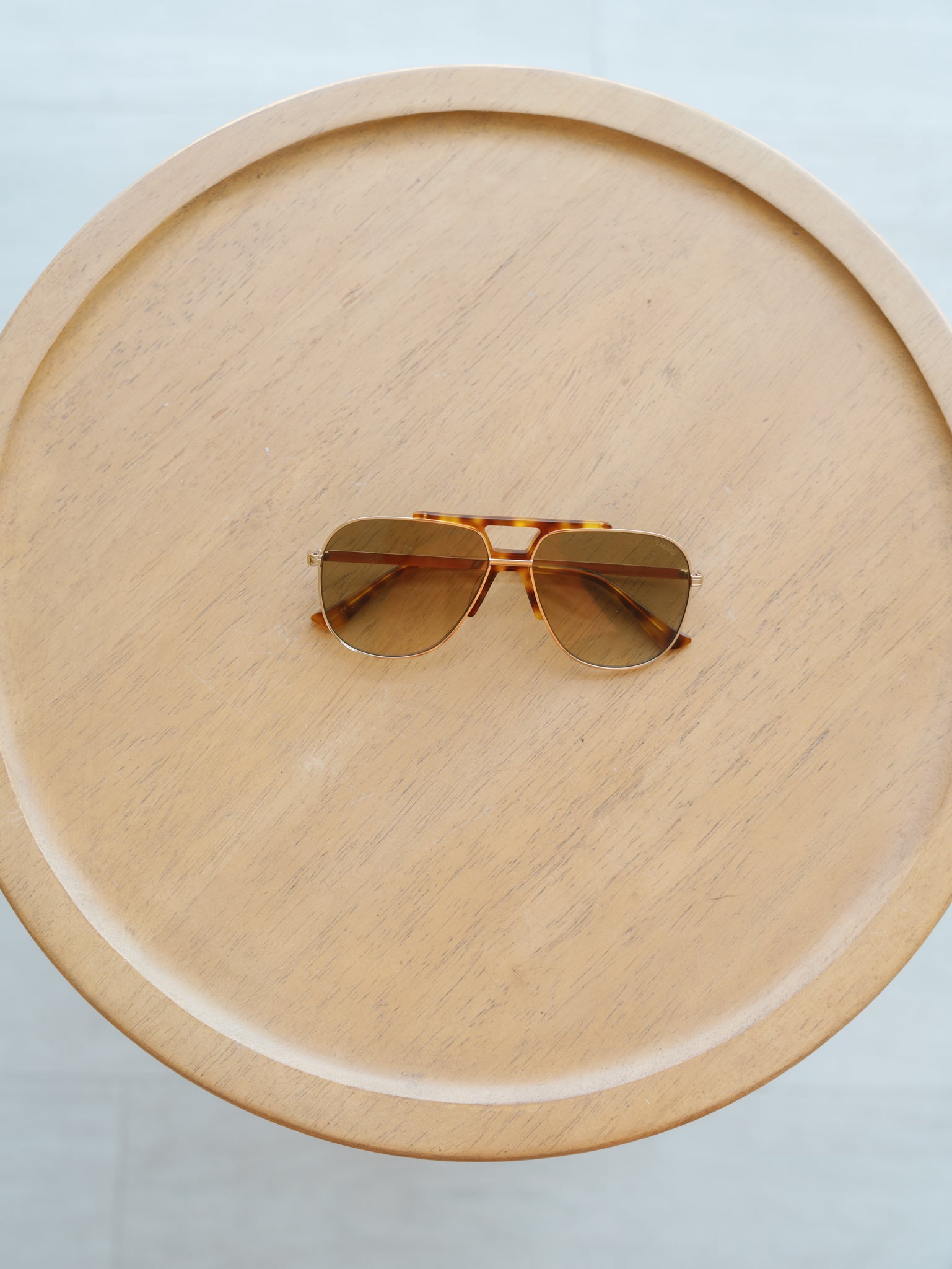 Freyrs: Logan Aviator Sunglasses - Gold/Fade Green