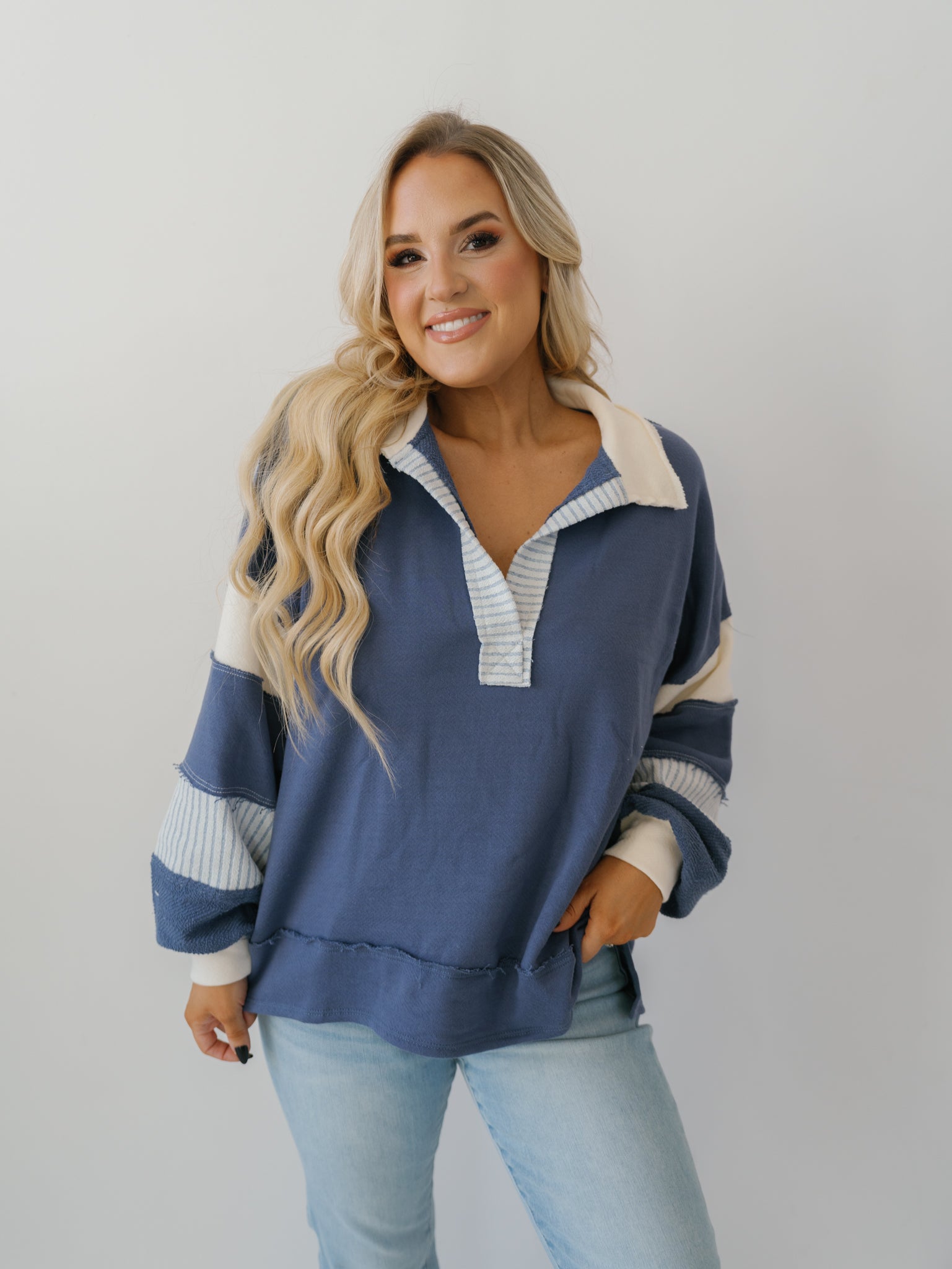 Friend Of A Friend Top - Navy/Cream